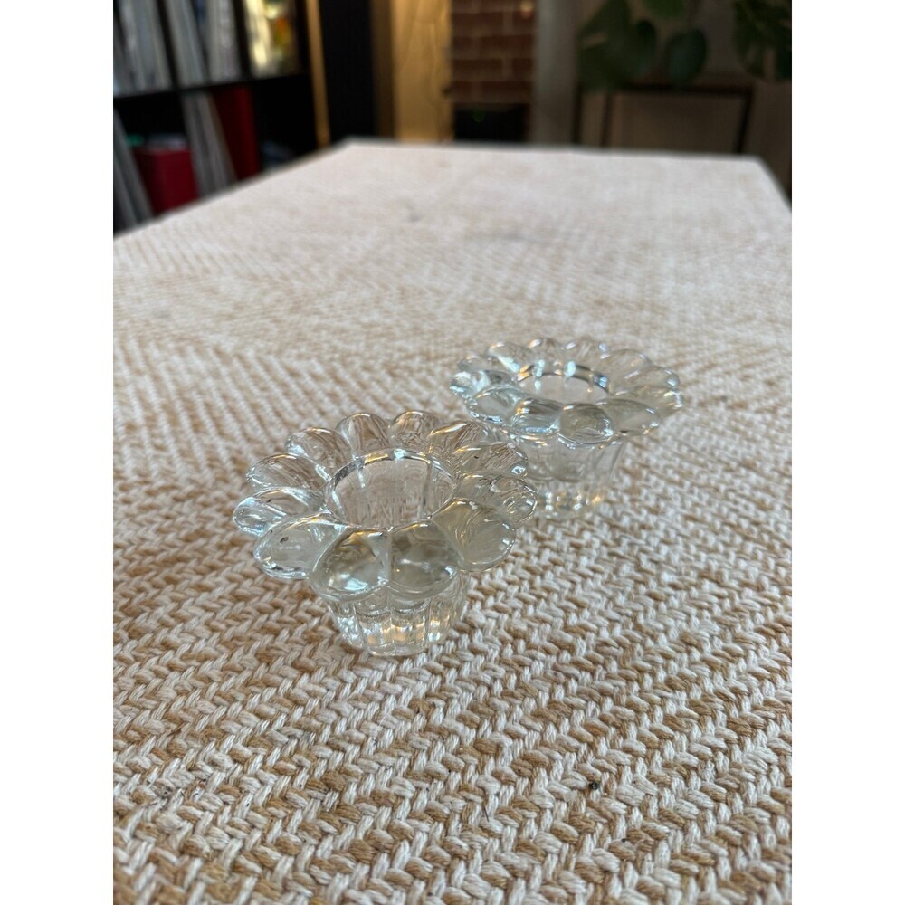 Set of 2 Clear Glass Flower Taper Candle Holders